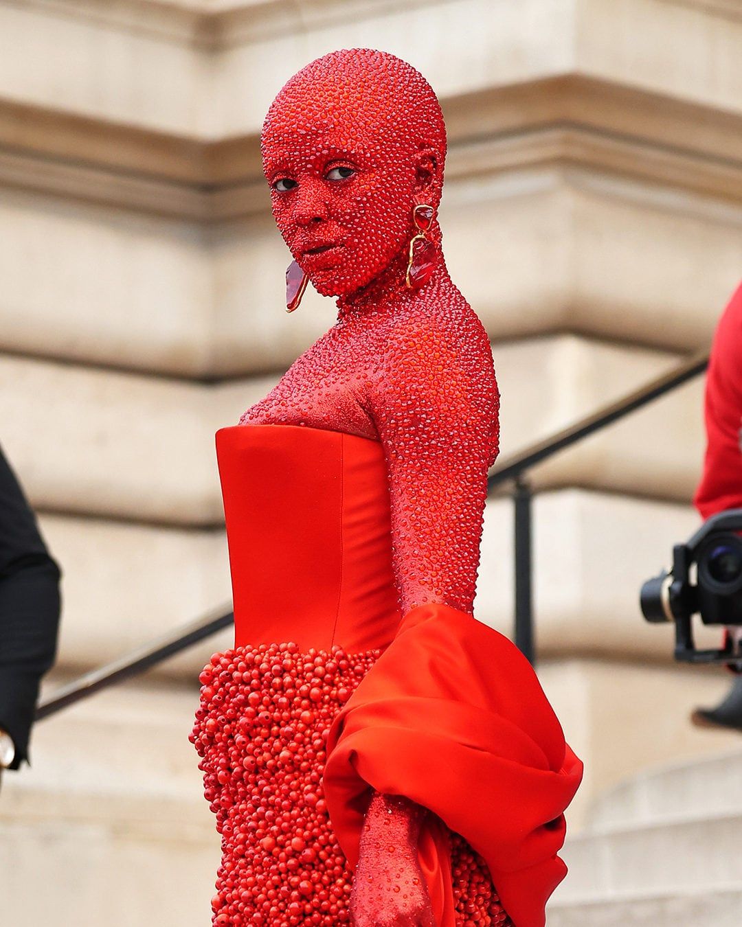 El polémico look de Doja en París