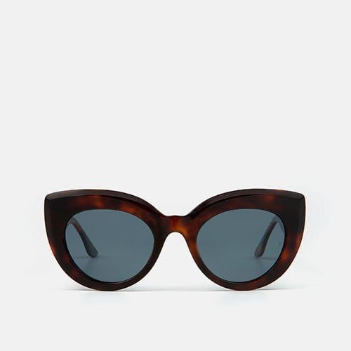 Lentes de sol para rostro triángulo.