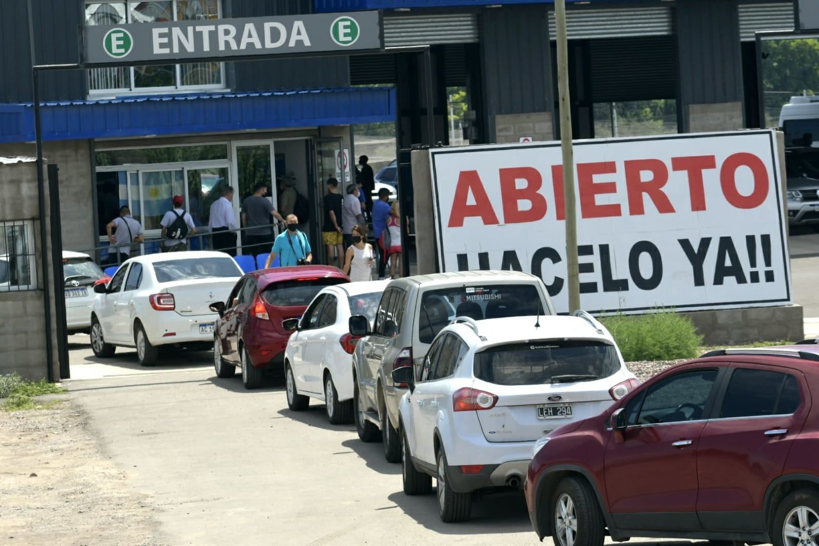 RTO: recomiendan estar atento a la confirmación del turno en el momento en que aparece en pantalla. Imagen de archivo: Orlando Pelichotti / Los Andes.