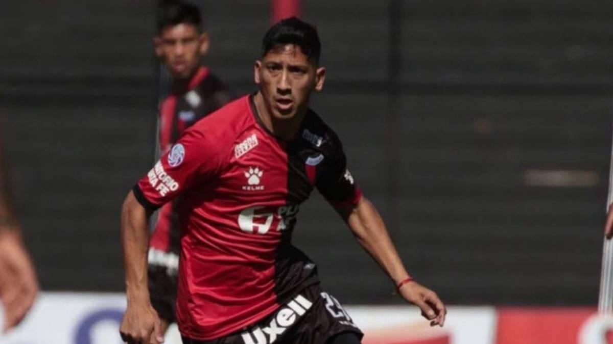 Aliendro anotó el primer gol del partido ante Racing