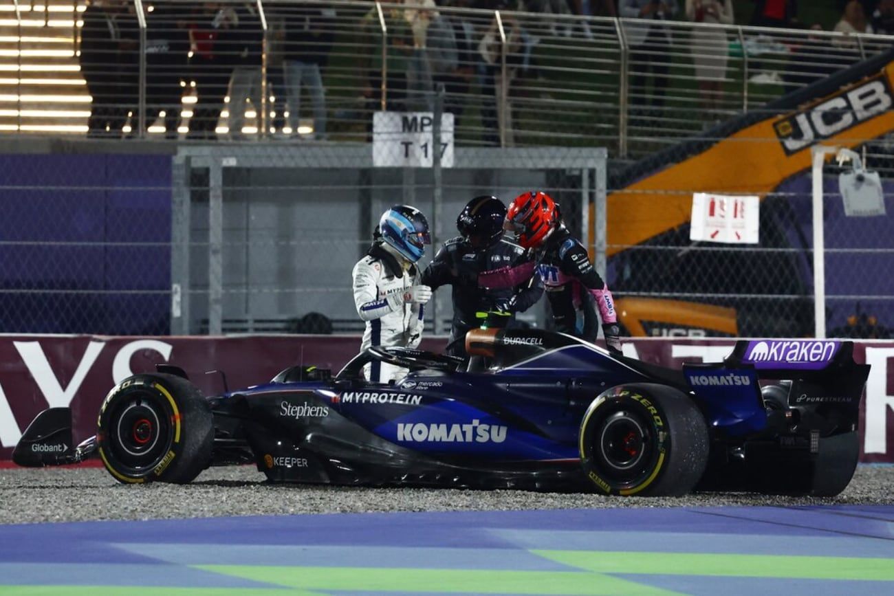 Franco Colapinto afuera del Gran Premio de Qatar, tras chocar con Ocon