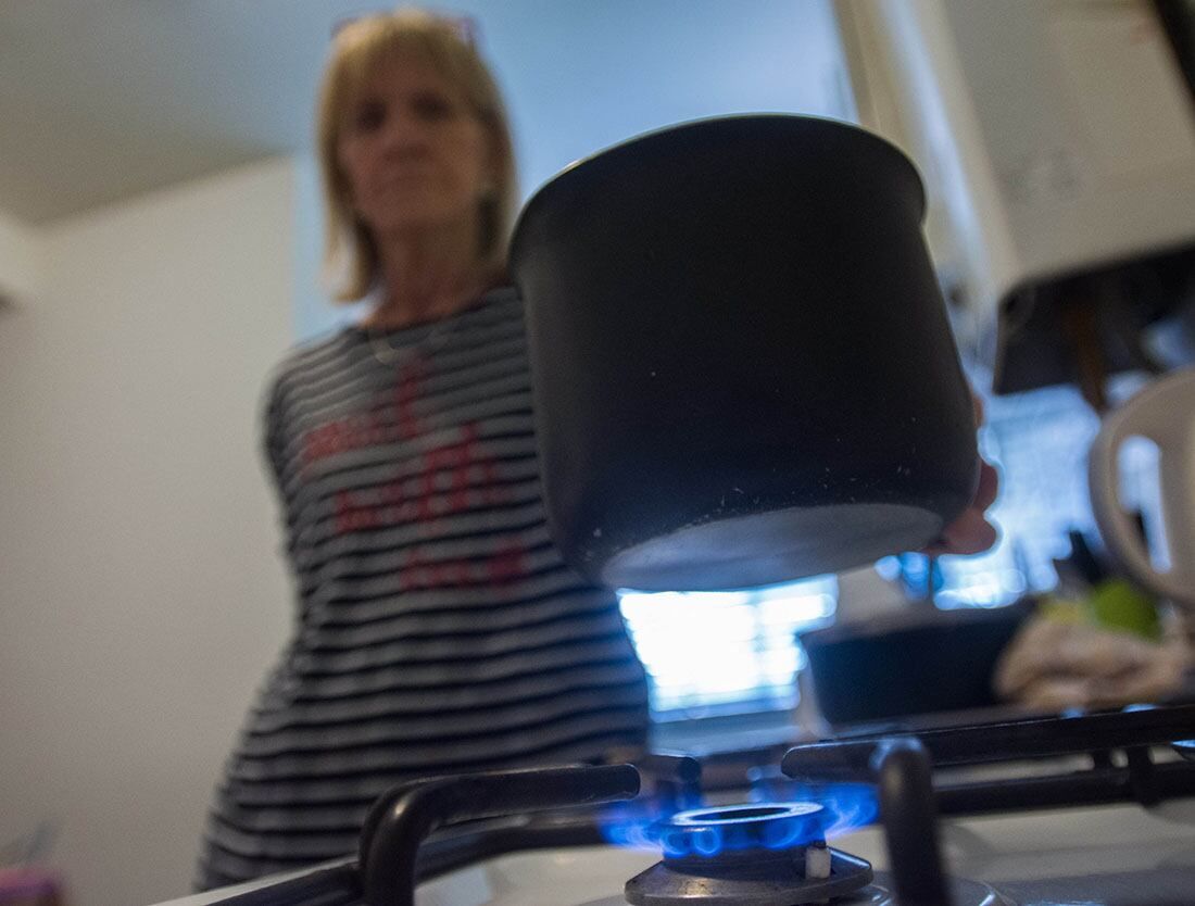 Hasta cuándo hay tiempo para anotarse a los subsidios de luz y gas - Foto: Ignacio Blanco / Los Andes