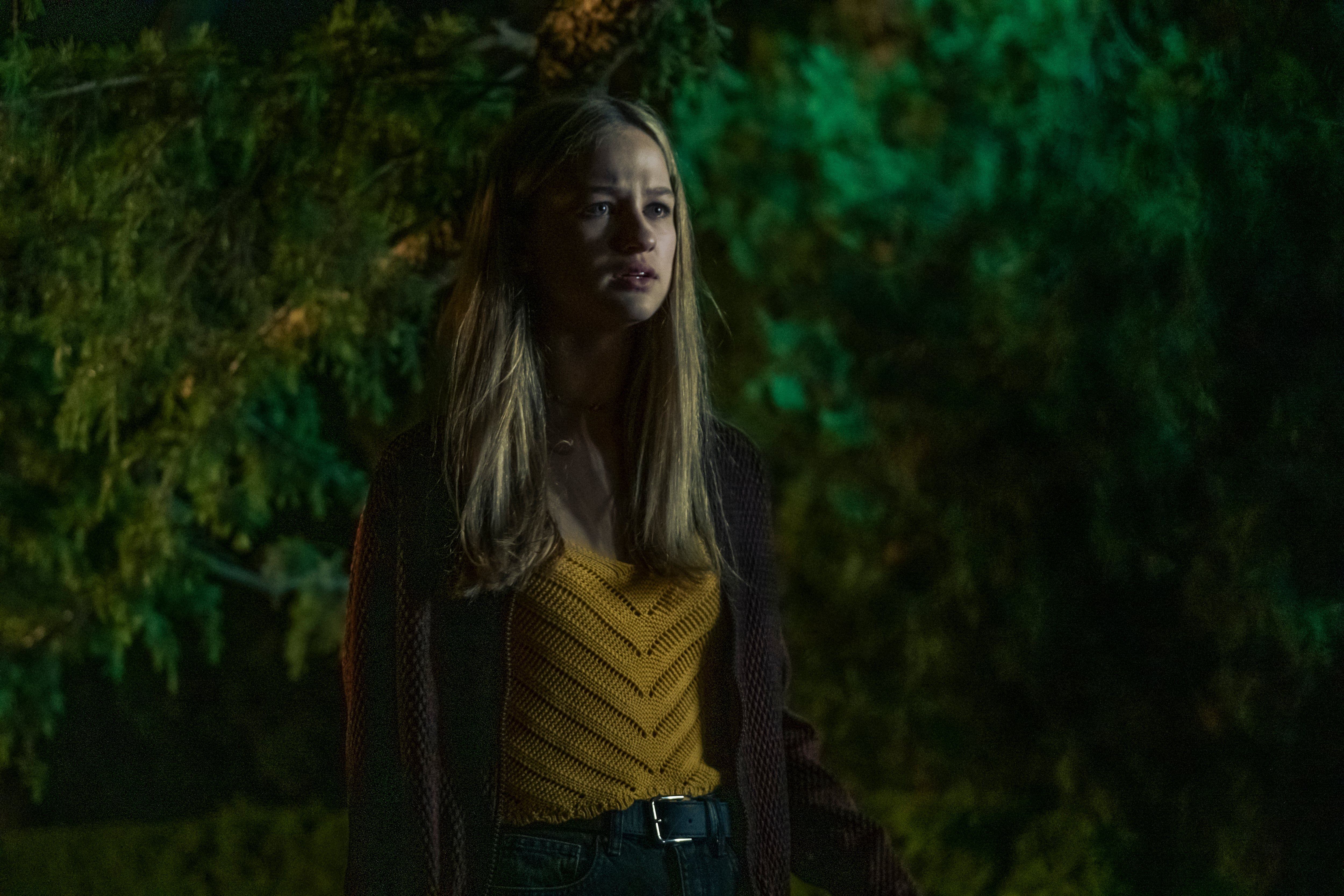 Issy Knoplfer es Alice, en la serie "Signora Volpe" que se estrenó por AcornTv.