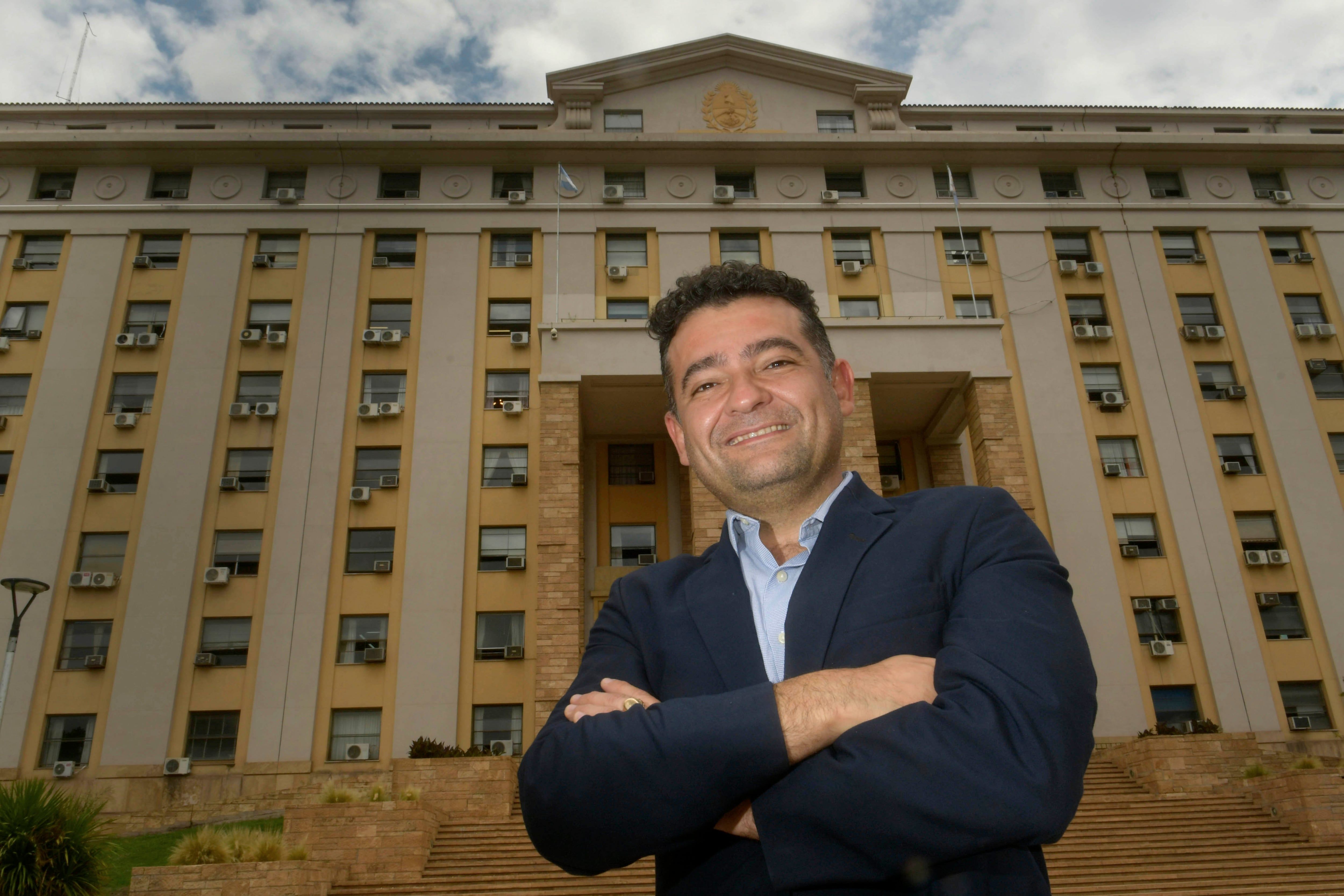 Alfredo Aciar, titular del Banco de Vinos. /Foto: Orlando Pelichotti / Los Andes
