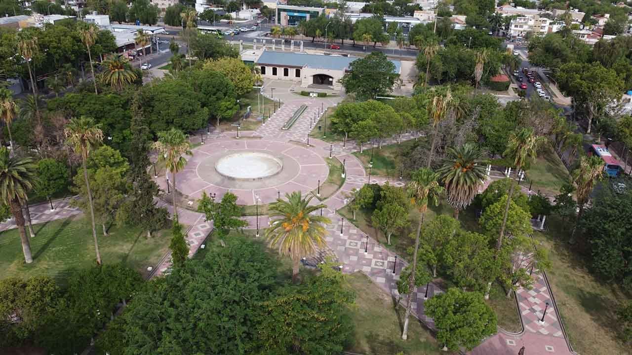 Plaza Pedro del Castillo y el Museo del Area Fundacional de Ciudad  Foto:José Gutierrez / Los Andes