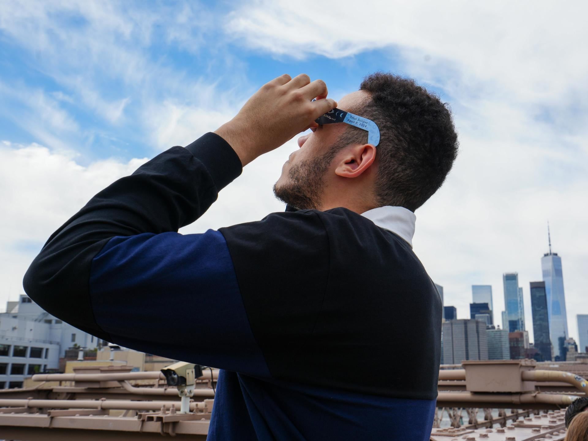 Las imágenes más impactantes del eclipse solar que se apreció en todo su esplendor en Norteamérica. EFE