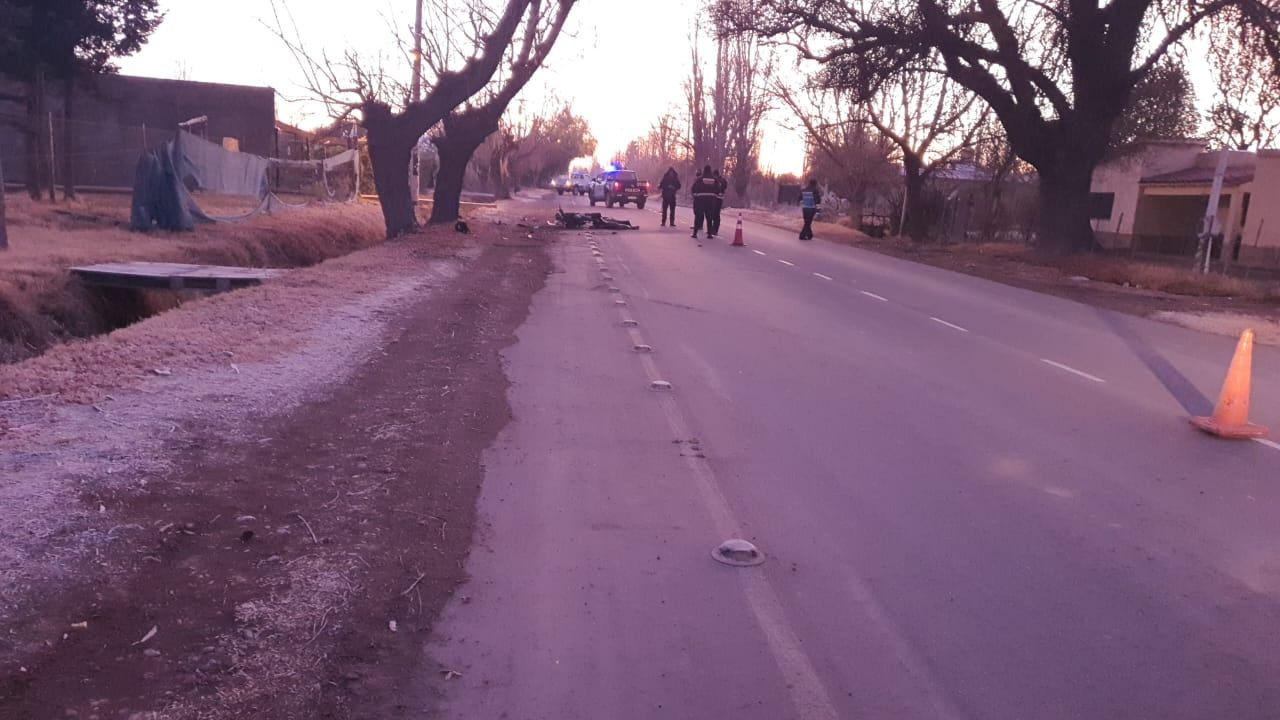 Un motociclista murió tras perder el dominio de su moto e impactar contra el asfalto en Fray Luis Beltrán. Ministerio de Seguridad.