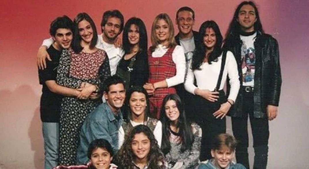 "Montaña Rusa" estrenó el 7 de marzo de 1994.