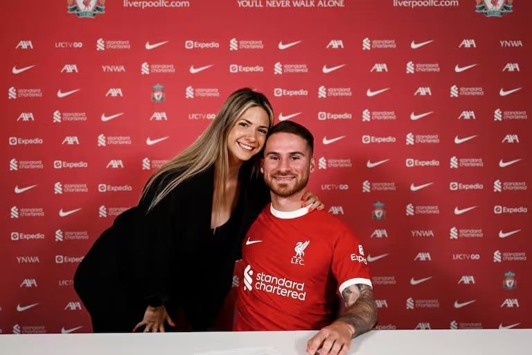 Así es la casa donde el jugador argentino vive con su novía.