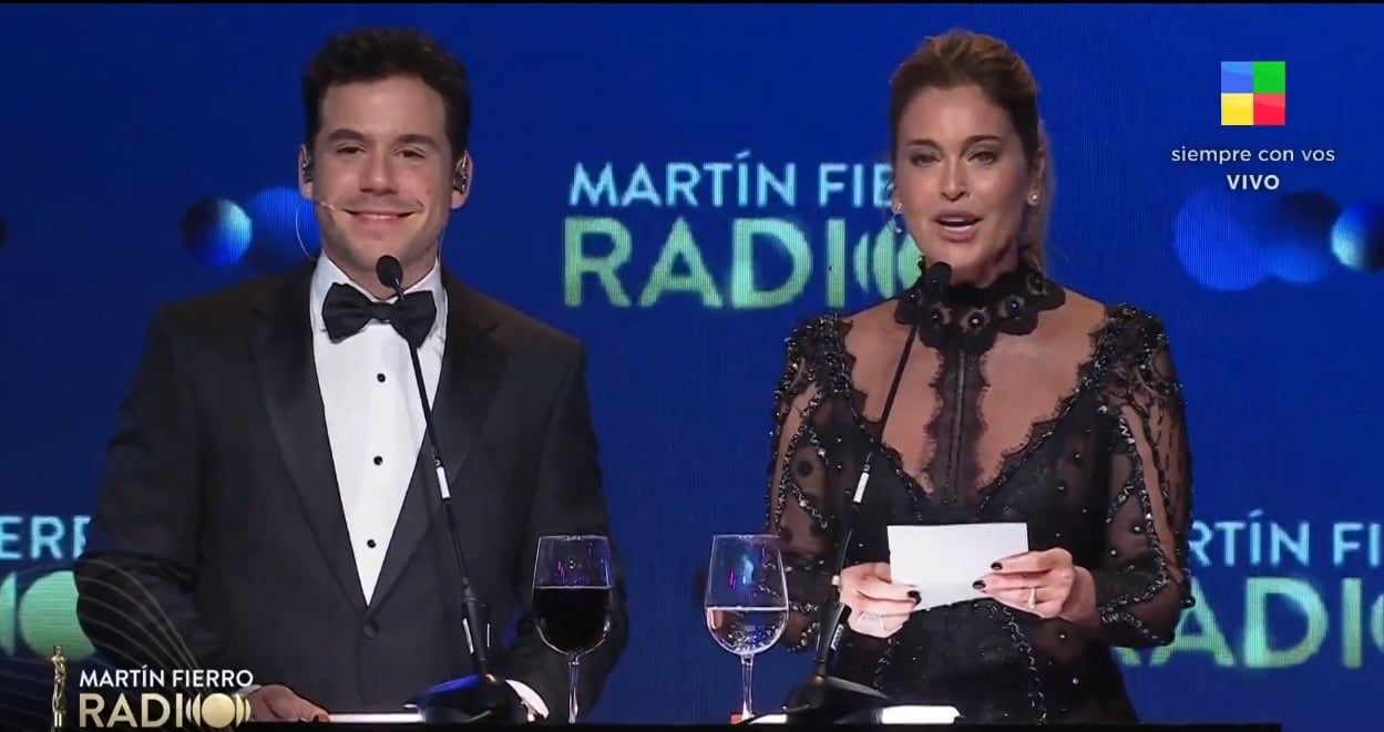 Fernando Dente y Karina Mazzocco, los conductores.