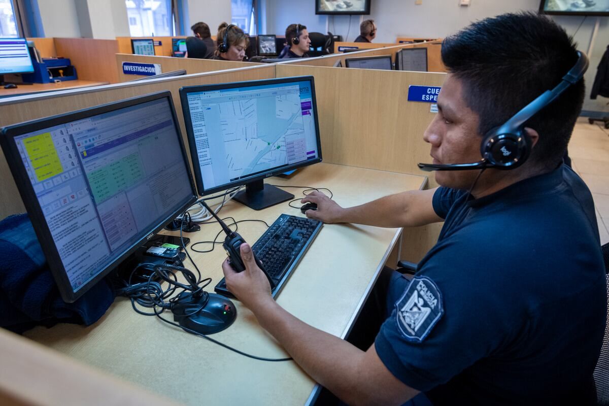 Ceo 911 Centro Estratégico de Operaciones donde funciona el 911 de la Policia de Mendoza   Foto: Ignacio Blanco / Los Andes