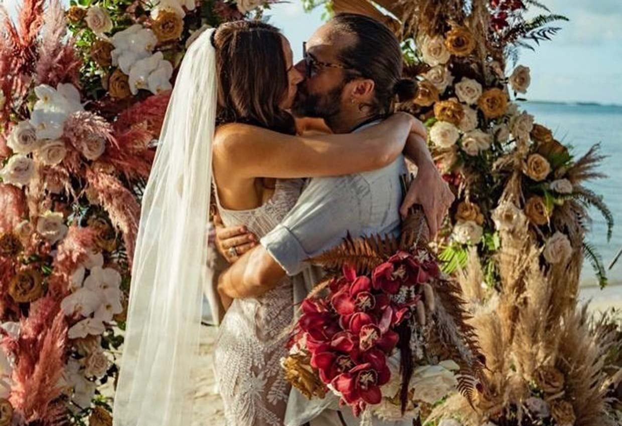 Se casaron en 2020, después de 16 años en pareja.