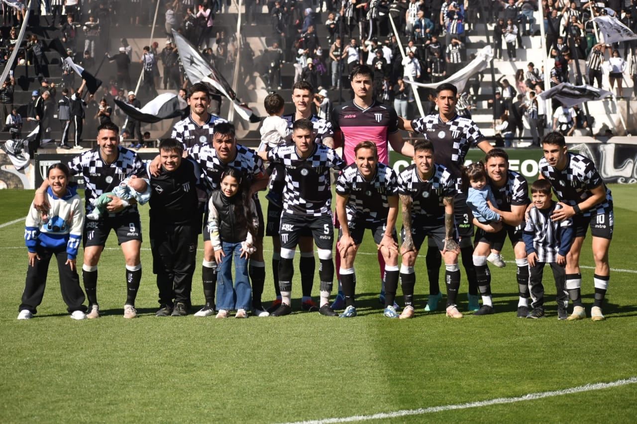 Gimnasia y Esgrima desde la llegada de Ezequiel Medrán, está realizando una gran campaña y está entre los líderes.