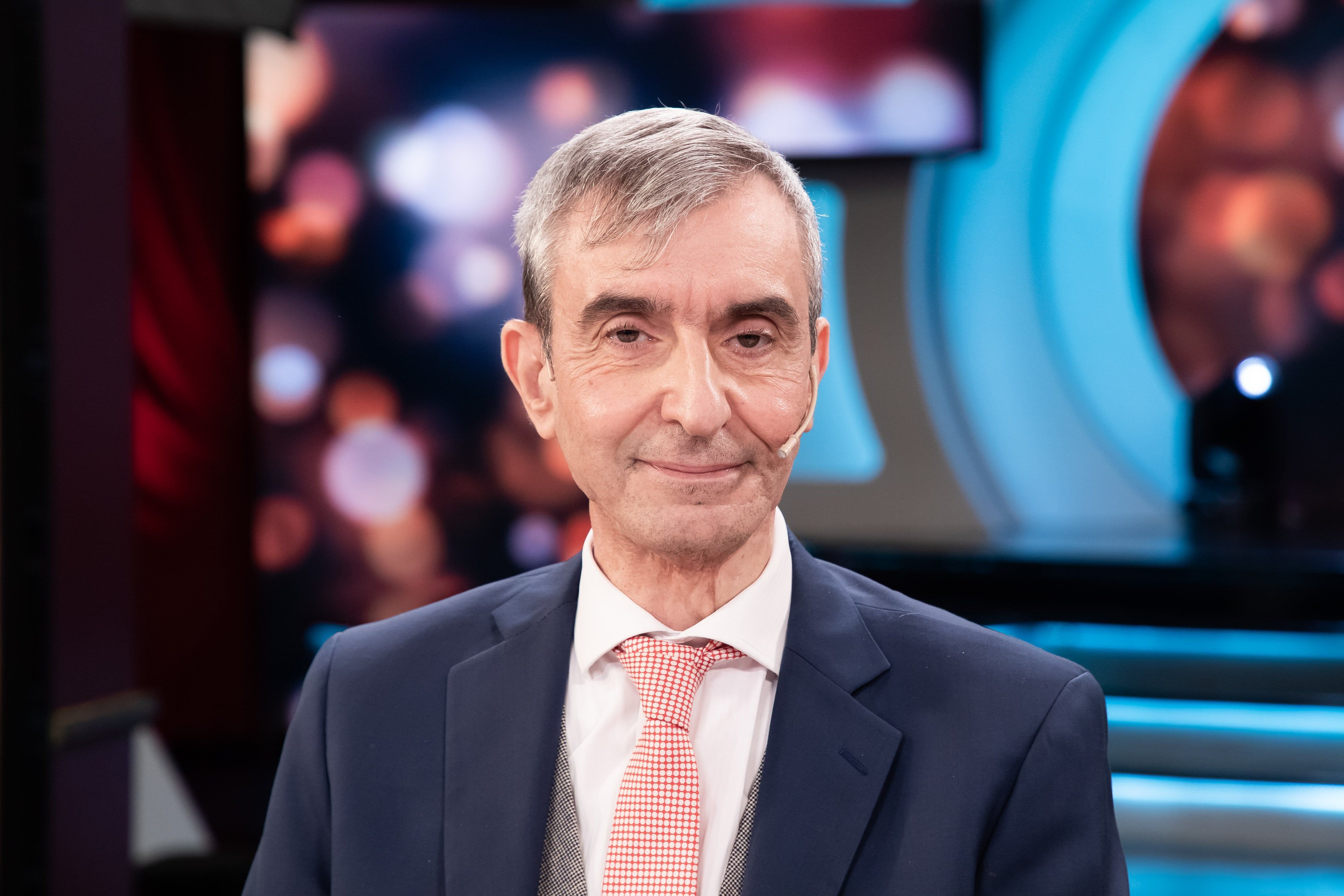 Nelson Castro reveló en la mesaza por qué Maradona fue enterrado sin su corazón