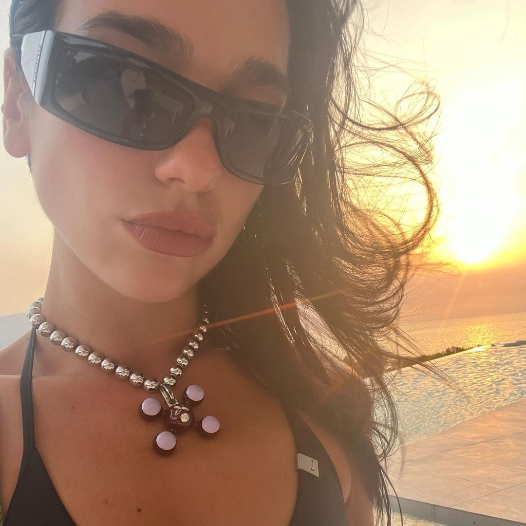 Dua Lipa en sus vacaciones