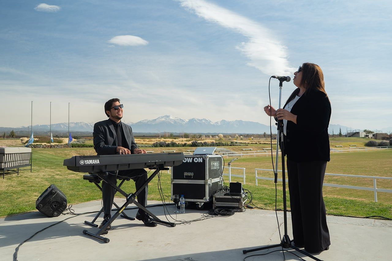 Juan Pablo Moltisanti - Lorena Miranda