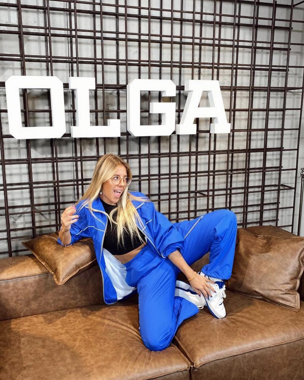 La periodista lució un traje de baño ideal para los días de calor.