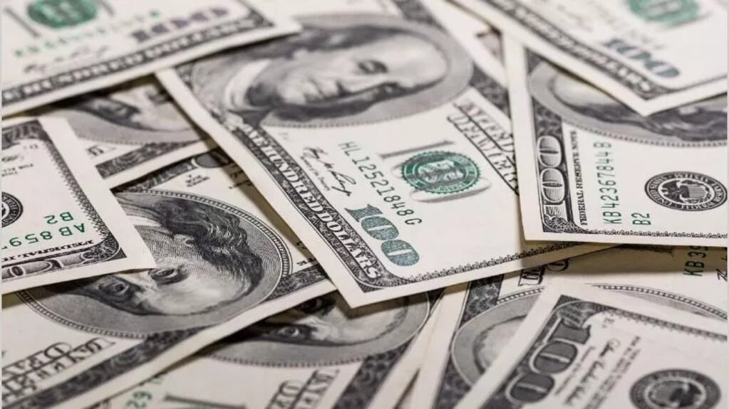 Más trabas: limitan las operaciones con dólar financiero para empresas extranjeras (Imagen ilustrativa / Web)