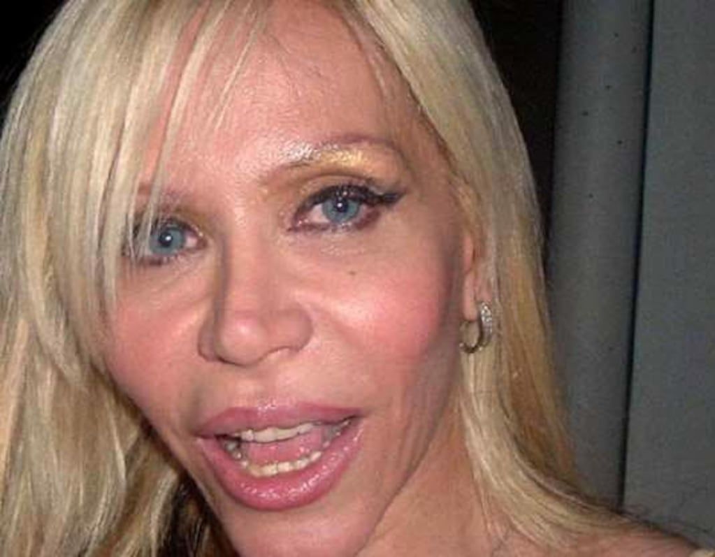 Alejandra Pradón se anima a todo: sin photoshop, sin ropa, sin...