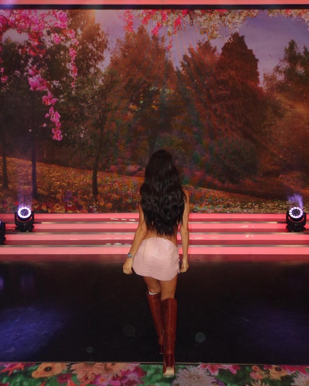 El particular look de Zaira Nara en el Bailando.