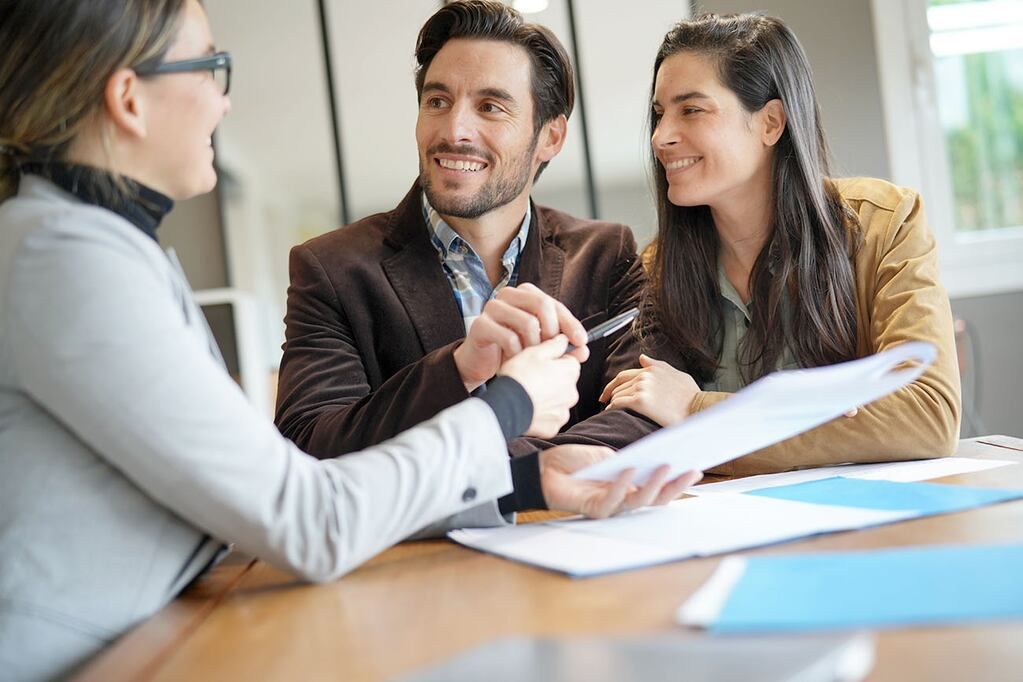 Se puede calcular el aumento del alquiler a través de una página