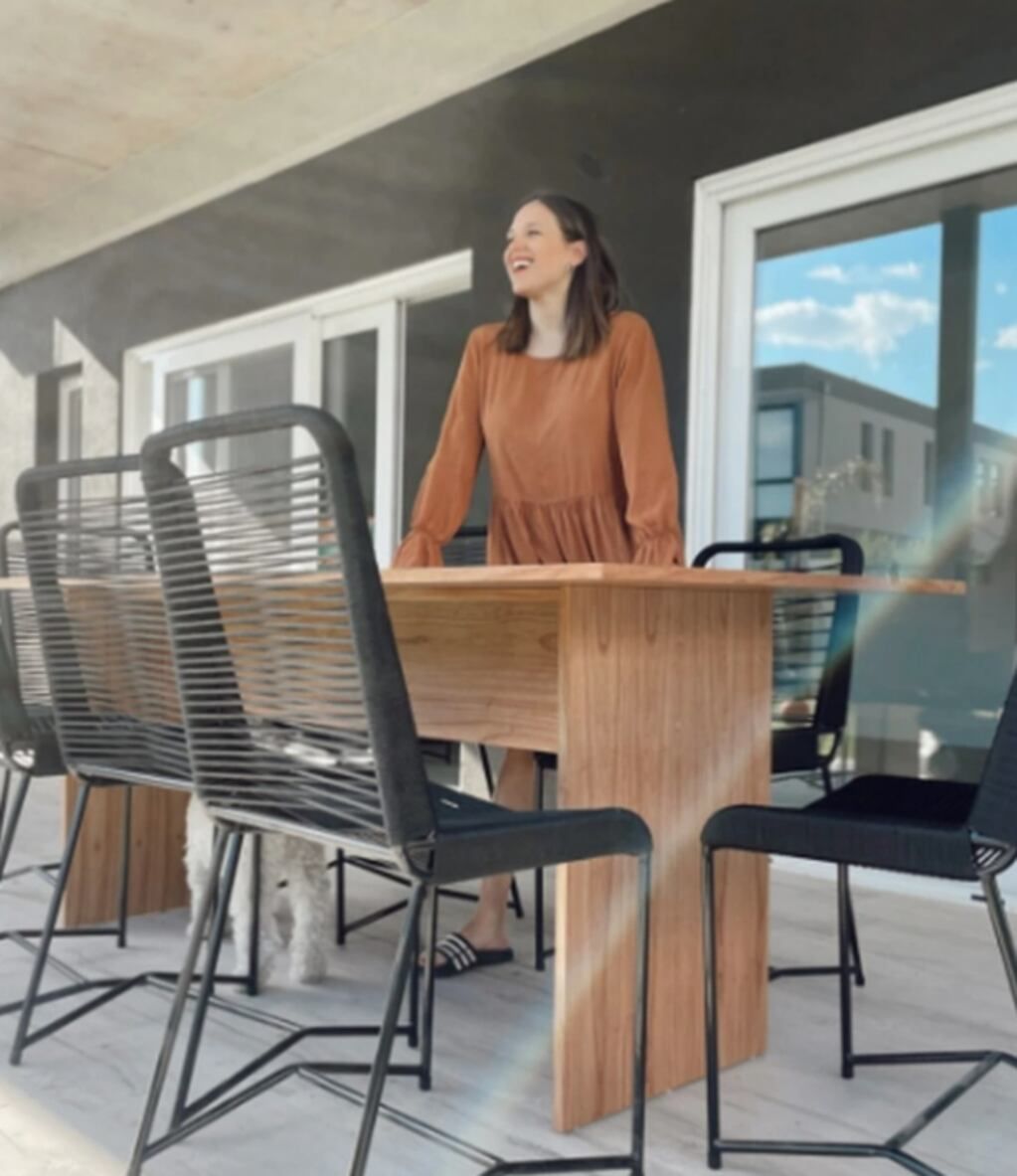 La casa de la actriz se tiñe de colores tierra y pasteles. Foto: Barbie Vélez / Instagram.