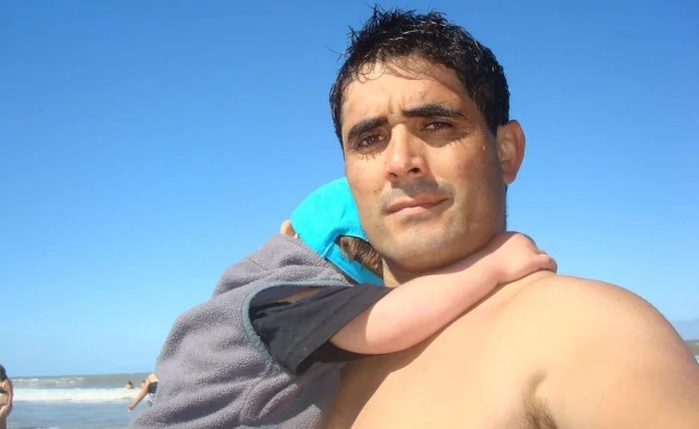 Roberto Carlos Villarroel Perea, de 48 años, estaba al frente de la Comisaría 10ª de Maipú desde hacía apenas dos semanas. Fue encontrado sin vida este domingo.