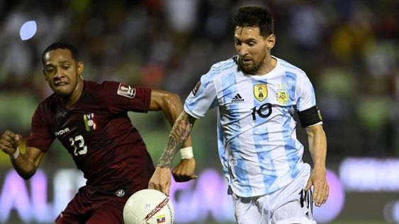 Argentina y Venezuela jugaron 15 veces en el historial de Eliminatorias de la Conmebol. Del total, 12 fueron victorias para la Albiceleste.