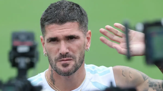 Rodrigo De Paul, pieza clava en el esquema de Scaloni en la Selección Argentina. Jugadorazo. Habló con la prensa en la previa del duelo con Inglaterra.&nbsp;