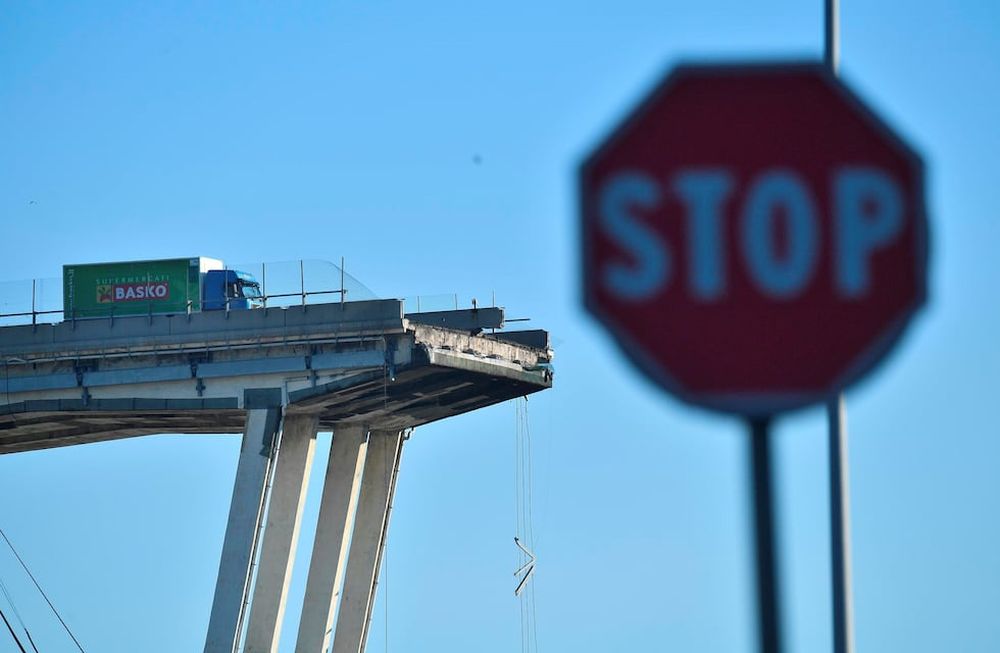 Ya son más de 40 los muertos por el desplome del puente en Génova