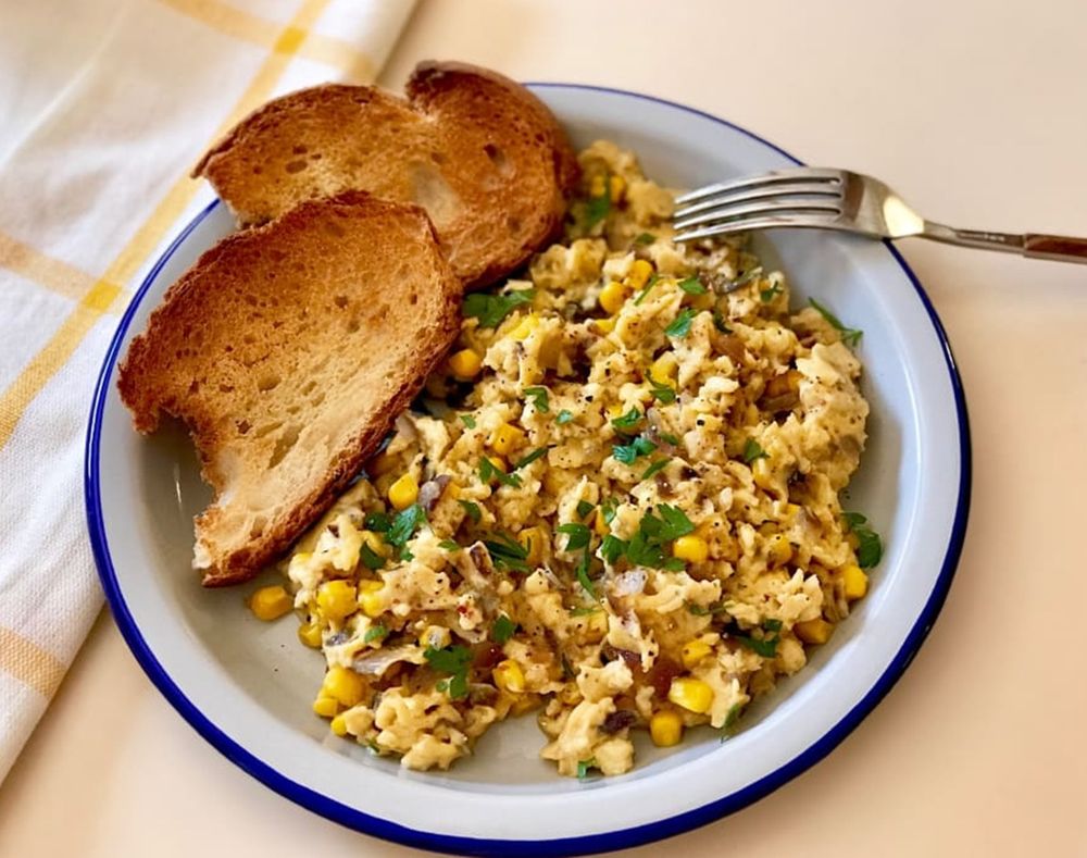 Un alimento nutritivo y versátil que, en personas sanas, puede incorporarse a la dieta diaria sin riesgo.