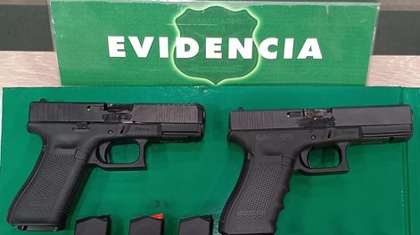 Las armas secuestradas a los mendocinos en Chile. Gentileza Andesonline.&nbsp;