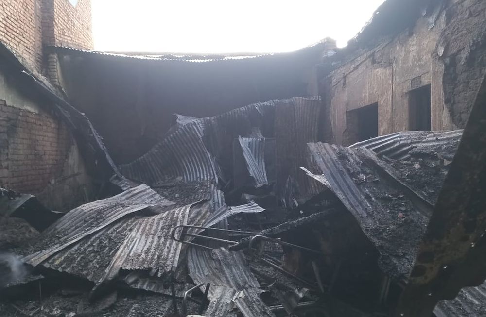 Incendio en mueblería abandonada con pérdidas totales en la zona de la Alameda: cuatro jóvenes detenidos  (Prensa Ministerio de Seguridad y Justicia)