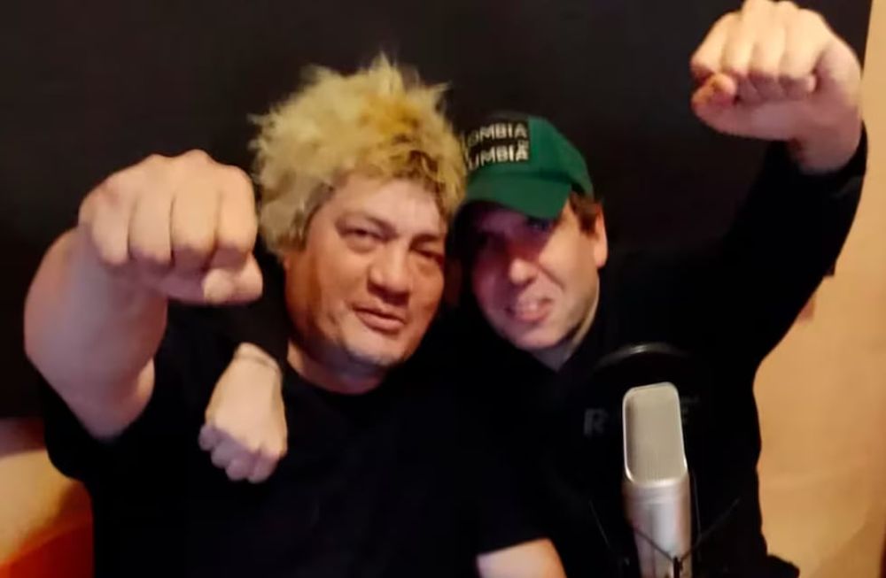 Pity Álvarez junto a Gabriel Prajsnar, músico de Viejas Locas con el que volvió a la música tras grabar el tema Sigue el Rock & Roll, editado en diciembre de 2023. Captura: Instagram