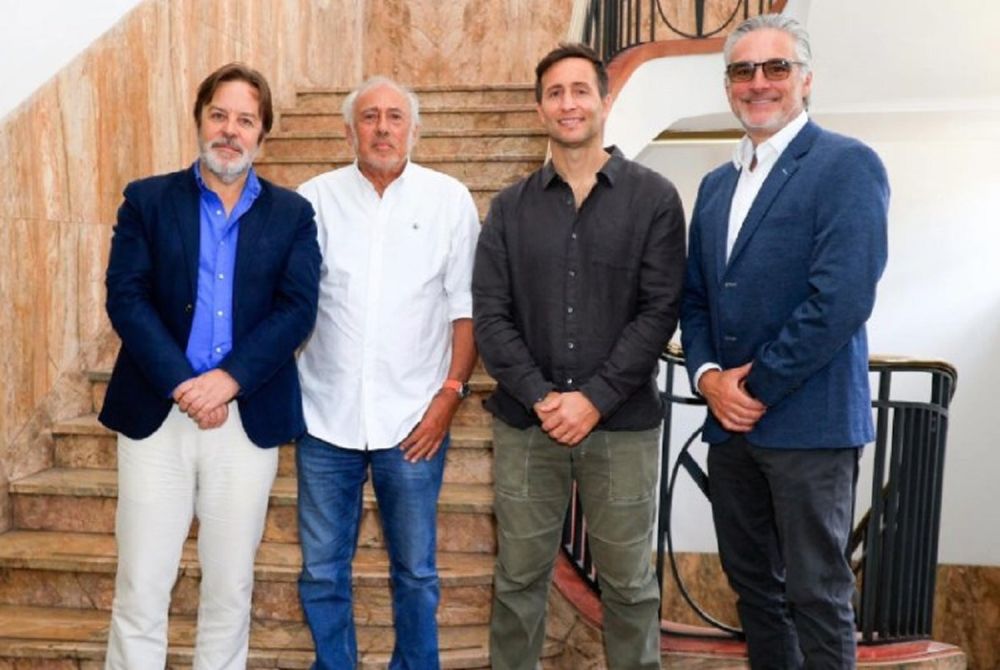 Jorge Carey, Gustavo Yankelevich, Tomás Yankelevich y Edgar Spielmann: nuevos dueños de Chilevisión