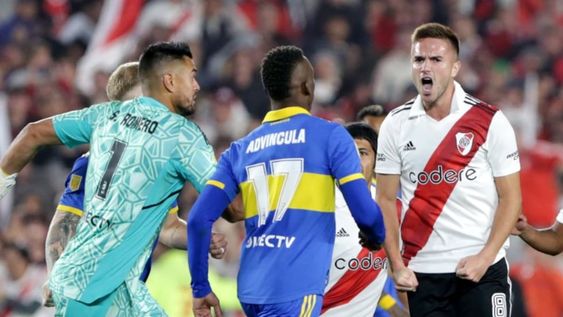 Agustín Palavecino se arrepintió de su reacción en el Superclásico.