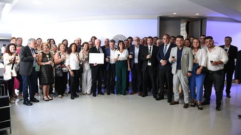 Los senadores Cornejo y Juri distinguieron a Emilio Giaquinta en el Día delVino Argentino, Bebida Nacional.
