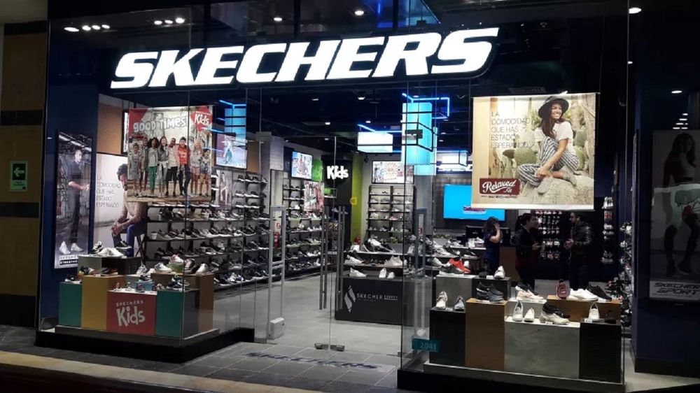 Llega a la Argentina la marca Skechers, las zapatillas adoradas por los argentinos que van a Chile