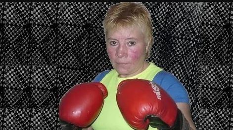 La pugilista tenía 57 años y dejó de existir luego de un siniestro en su casa, ubicada en La Matanza, Buenos Aires. Fue la segunda mujer en lograr la licencia profesional de la Federación Argentina de Box.
