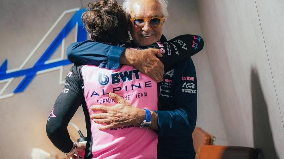 El abrazo de Briatore a Colapinto y el gesto de Alpine tras la gran qualy Sprint