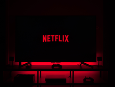 Está en Netflix, donde el amor y el suspenso se entrelazan en una serie distinta a todo lo que ya viste.