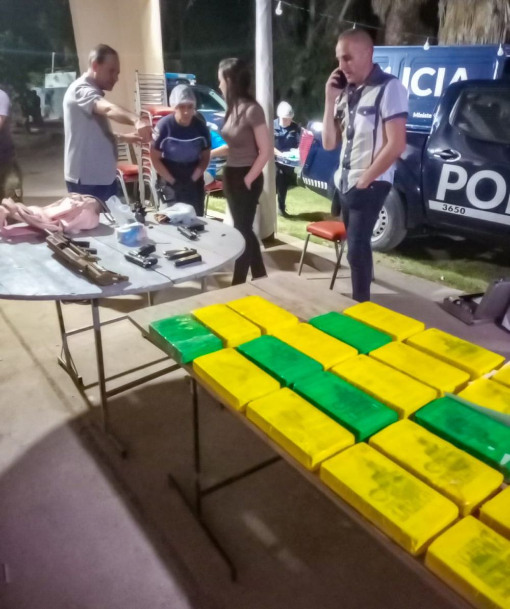 Parte de los 90 kilos de cocaína secuestrados en Maipú. Gentileza Ministerio de Seguridad. 