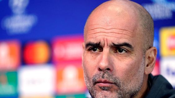 Guardiola, el DT de Manchester City, está dentro del top 3 realizado por ChatGPT (AP)
