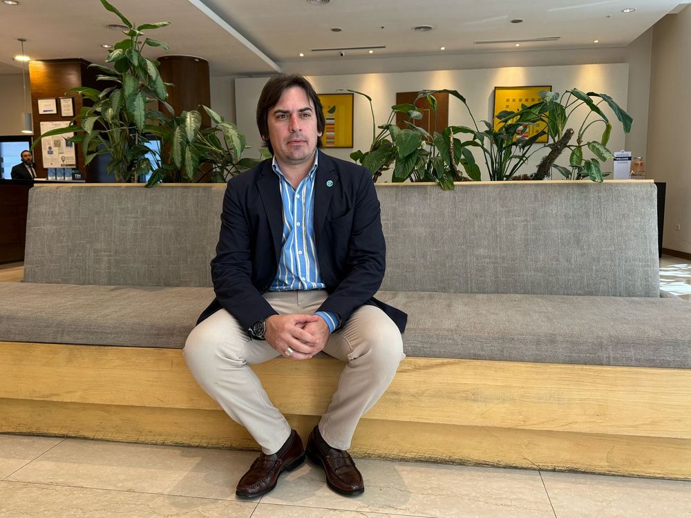 Lucas Magnano presidente de Coninagro durante una rueda de prensa en Mendoza. 