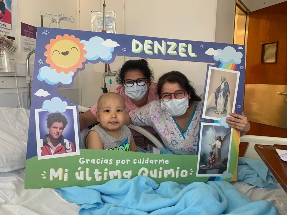 San Carlo Acutis: un niño que se curó de la misma enfermedad de la que murió el santo visitó la capilla