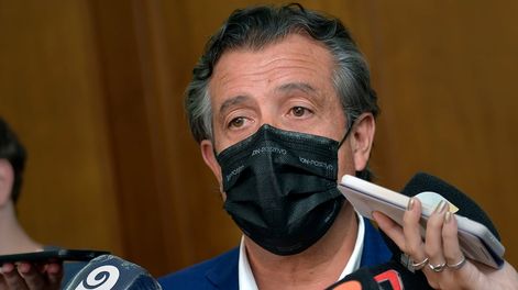 Los Andes | Ley de ampliación de juicios por juradosEl Ministro Víctor Ibáñez, presentó el proyecto de  ley de ampliación de juicios por jurados del gobernador Rodolfo Suárez , que contempla la incorporación de otros delitos referidos a abuso sexual seguido de muert