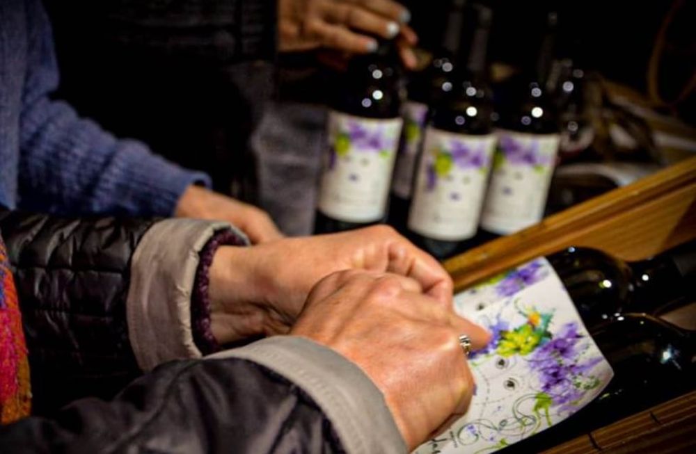 El vino Apasionadas de Mujeres de la Viña partirá hacia Houston, Texas, marcando el inicio de su aventura en el mercado internacional.