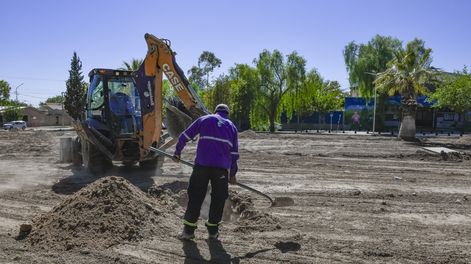 Barrio 3º UNIMEV: la Municipalidad de Guaymallén comenzó la recuperación integral de la plaza Las Tonadas