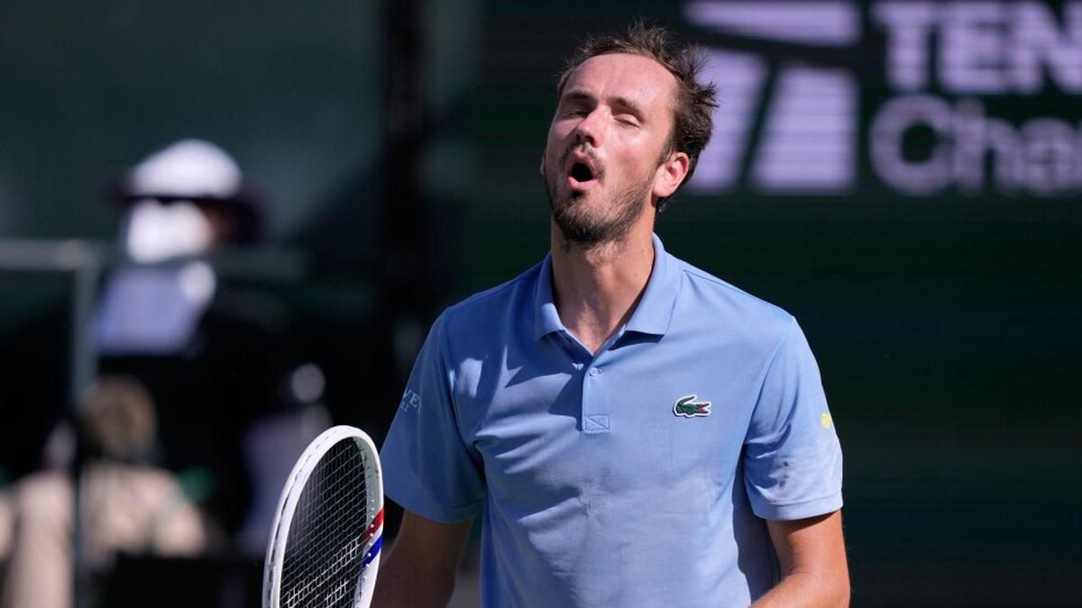 Siete Mil dólares en multa deberá pagar Daniil Medvedev