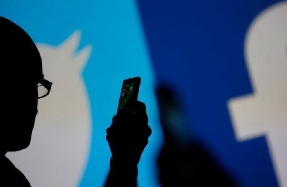 Facebook y Twitter eliminan nuevamente miles de cuentas falsas